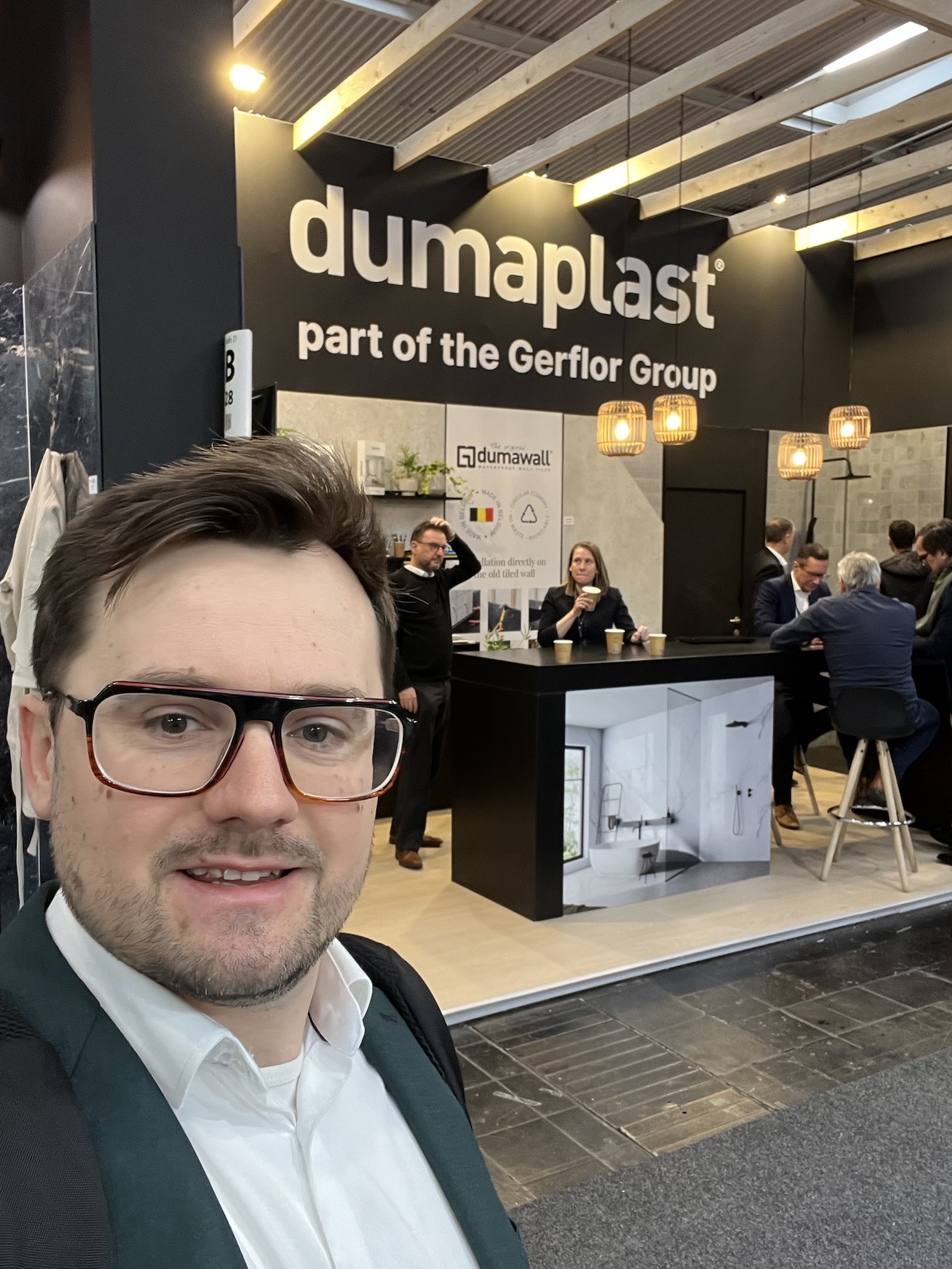 Prezentacja produktów ściennych marki Dumaplast podczas targów Domotex Hannover 2026